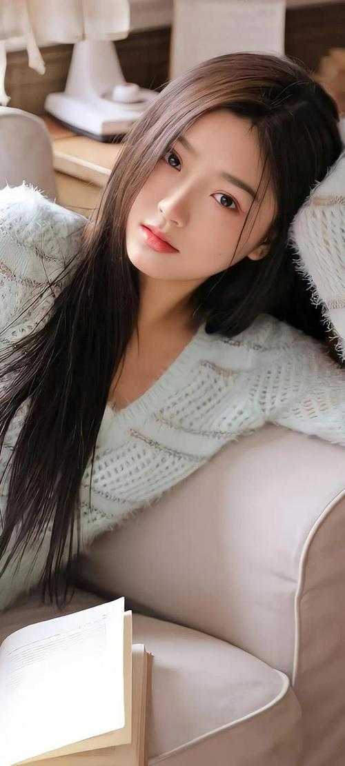 瀚之箐月姐姐陪小情人，害我和母亲丧命无删减版