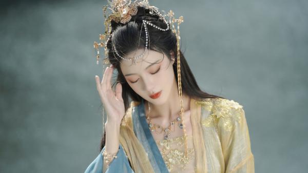 精品《郭麦冬夏李晚秋》小说在线阅读 六一儿童节，身为幼师的我毒倒了全班儿童小说全集无删减全文