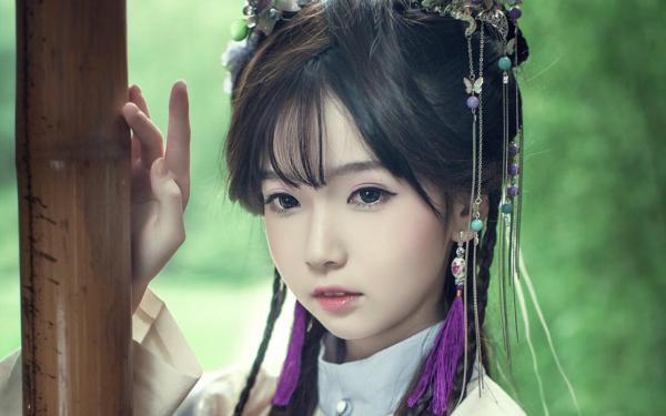 《和死去的闺蜜稳拿女王剧本》小说章节列表免费试读 谢小白李心怡小说阅读
