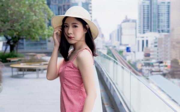 《作精美人在哥哥死对头怀里要抱抱》小说章节免费试读 江夷欢卫昭小说阅读