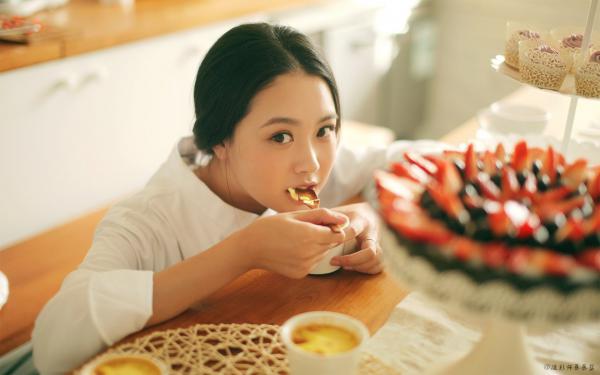 陈浅浅范金凤睁眼就在卖侄女？极品小姑旺全家小说免费试读