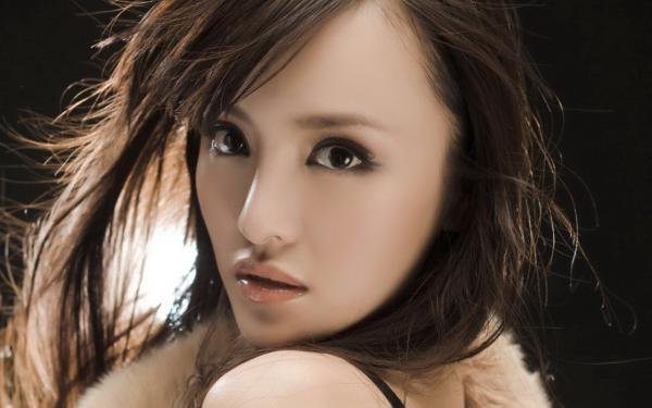 穿越农女有空间，行医经商撩夫忙最新小说（姜瑶楚景）全文阅读