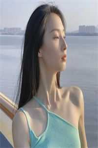 傻子招嫌？可侯府家主独宠她