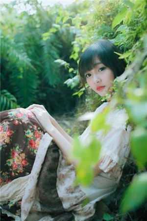 重生七零嫁糙汉：凝脂美人有空间