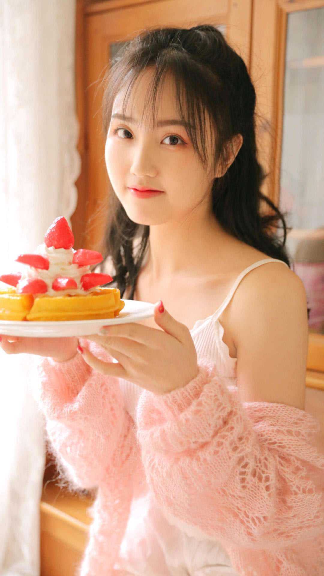 重生后，把有血缘的陌生人扫地出门 作品