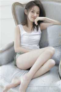 文章简述畅销书籍玫瑰太妖艳，顶级金主放肆吻