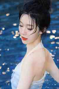 不装了，我在疯批圈发疯又发横