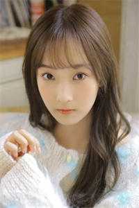 海上日常：粉色海豚带崽求接生