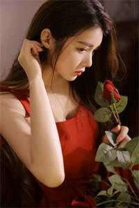 嫡女重生：摄政王娇宠首富小娘子