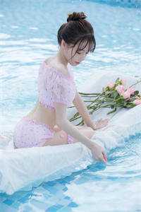 畅读全文女配觉醒：她成了第一女首富