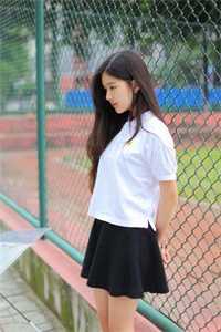 清冷大美人的信息素是毒蘑菇畅读全文版