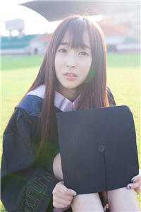 畅销书目穿书后，我靠捡漏老公过上好日子