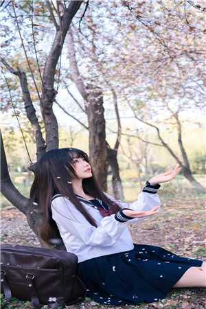 畅销巨作全民转职：我一奶妈，最擅长暴击禁咒