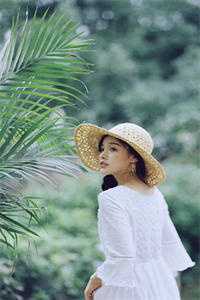 畅销书籍离婚后，我成了全球首富的外孙女