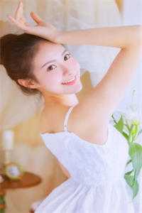 畅销书籍偷听心声后，疯批皇帝不干了！