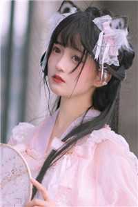 表白被拒？我转身投入校花怀抱