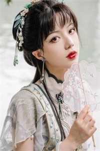 精品小说发现皇帝秘密后，他被迫攻略皇后