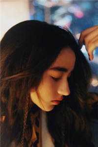 作品重生后，她成了疯批少年的白月光