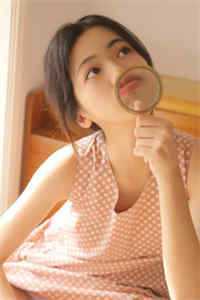 小丧尸囤了一屋子物资后，被大佬偷家了