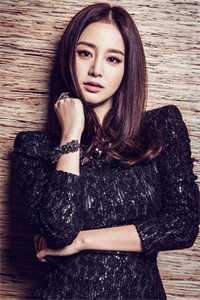 穿成炮灰后，我只想躺平完结爽文