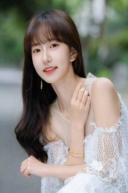 十年明媚我用情至深