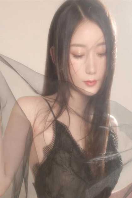 女友车祸失忆后和我的死对头在一起我心灰意冷离开她记起了所有