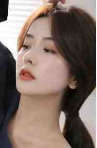 精选篇章 穿越指南：靠任务系统逆袭人生赢家